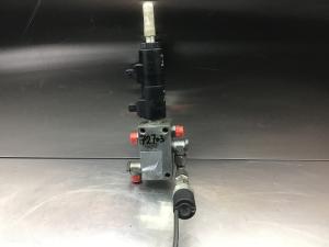 Liebherr Richtingsregelventiel